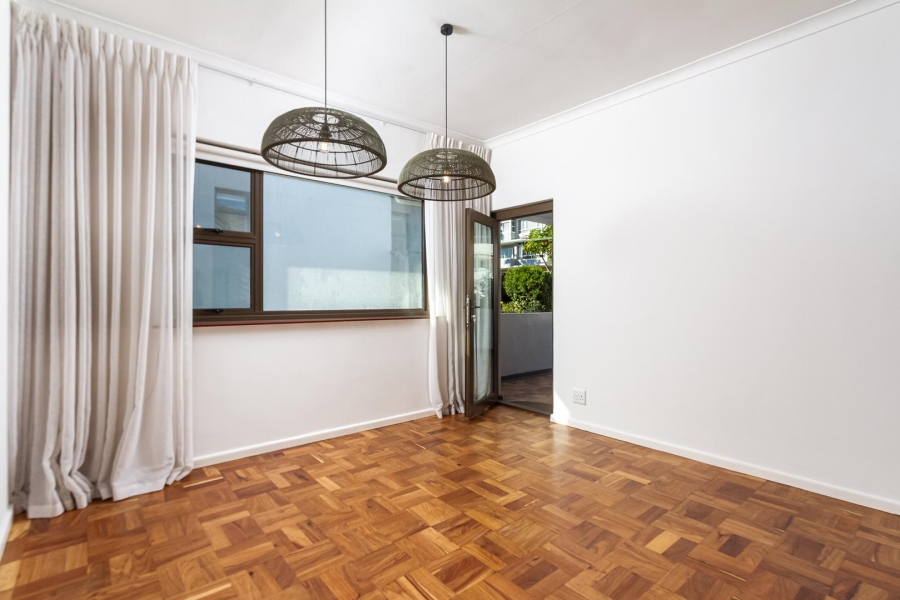 To Let 3 Bedroom Property for Rent in Sea Point Western Cape